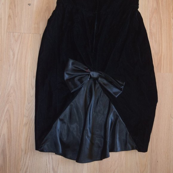 Vintage Roberta California Velvet Strapless Formal Dress - Picture 5 of 9